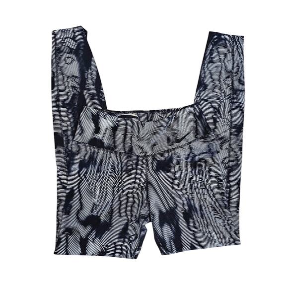 Nike Dri-Fit Leggings - Picture 1 of 7